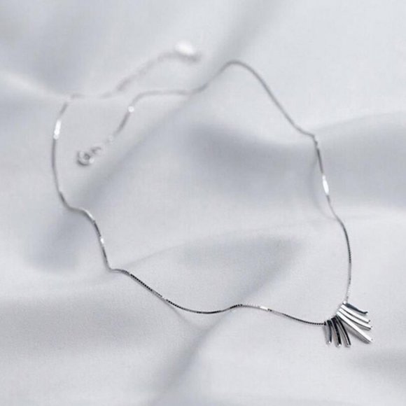 NEW 925 Sterling Silver Spike Necklace - Picture 2 of 7